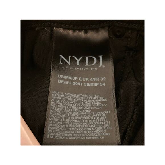 NYDJ Curves 360 Women's Bermuda Side-Slit Shorts Size 0 Black NWT - Picture 5 of 6
